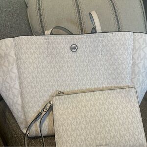 Michael Kors leather handbag and wallet